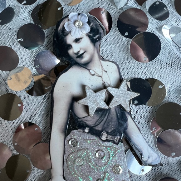 handcrafted wall plaque mixed media mermaid Victorian silver stars - Picture 2 of 6